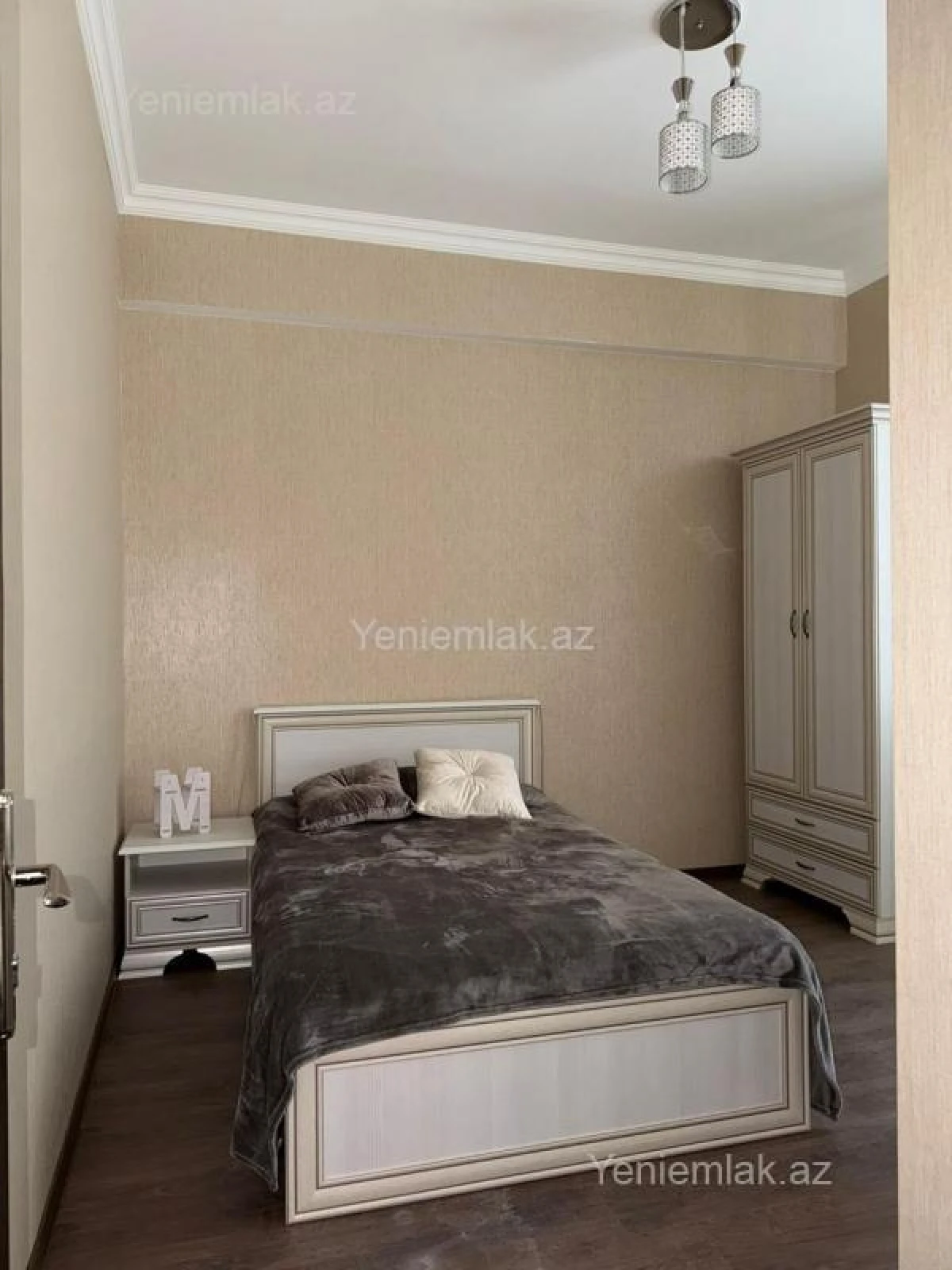 Satılır 3 otaqlı yeni tikili 70 m²
