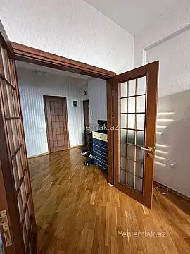 Satılır 3 otaqlı yeni tikili 90 m²
