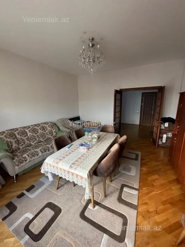 Satılır 3 otaqlı yeni tikili 90 m²