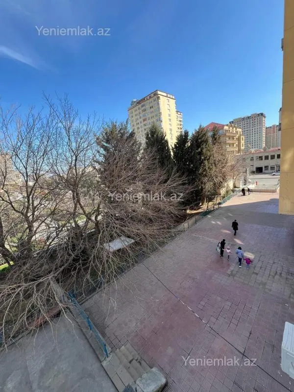 Satılır 3 otaqlı yeni tikili 110 m²