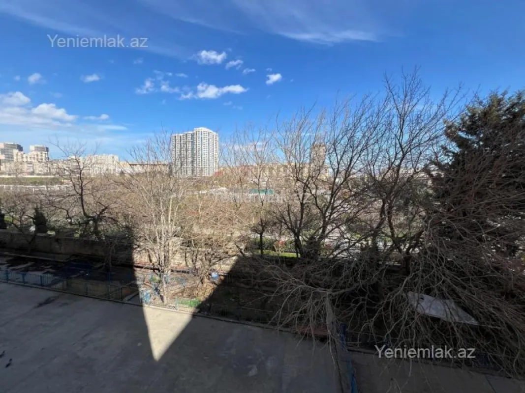 Satılır 3 otaqlı yeni tikili 110 m²