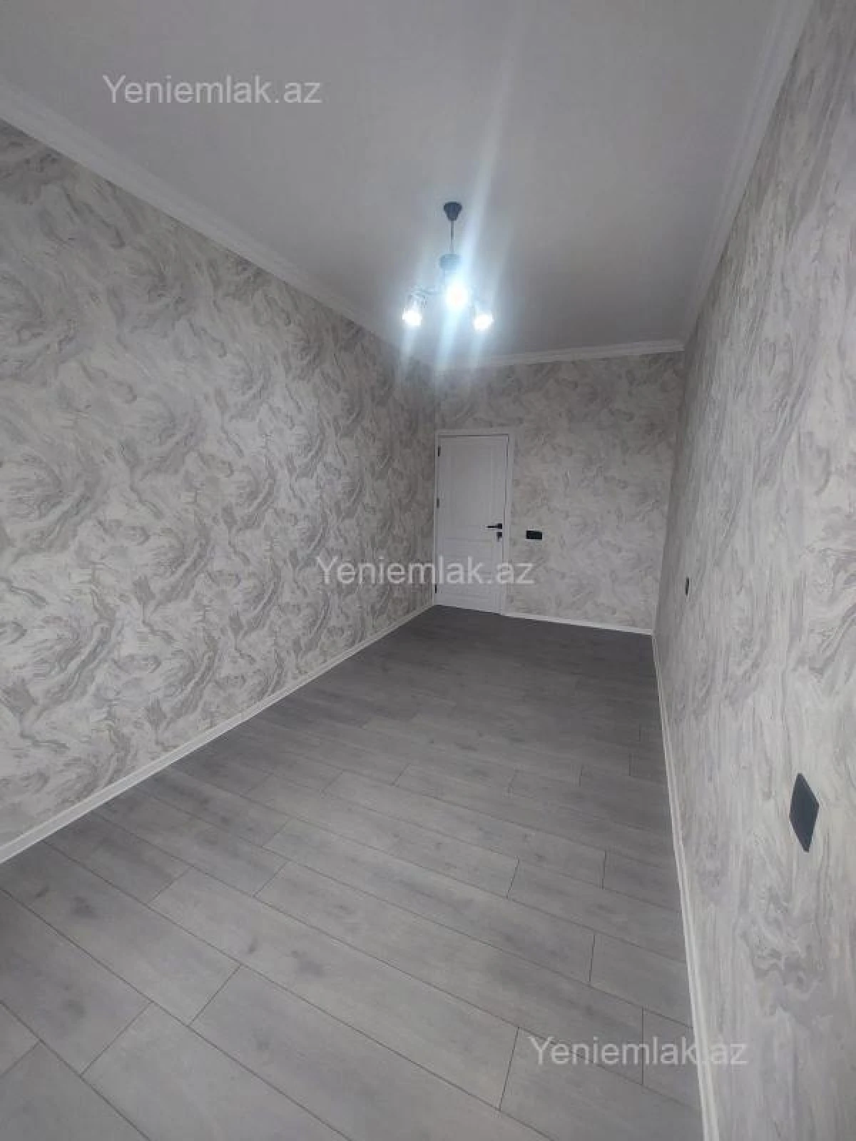 Satılır 3 otaqlı köhnə tikili 60 m²