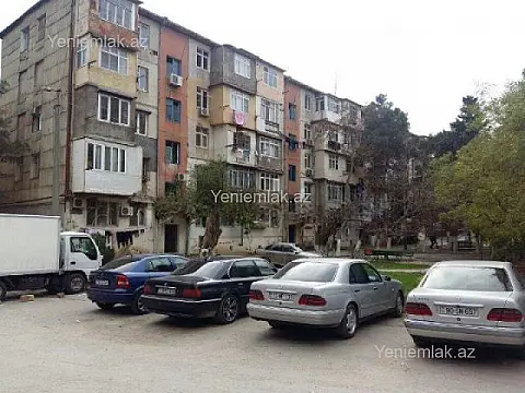 Satılır 3 otaqlı köhnə tikili 60 m² — Bakı, Binəqədi 3 otaq 60.00 m²