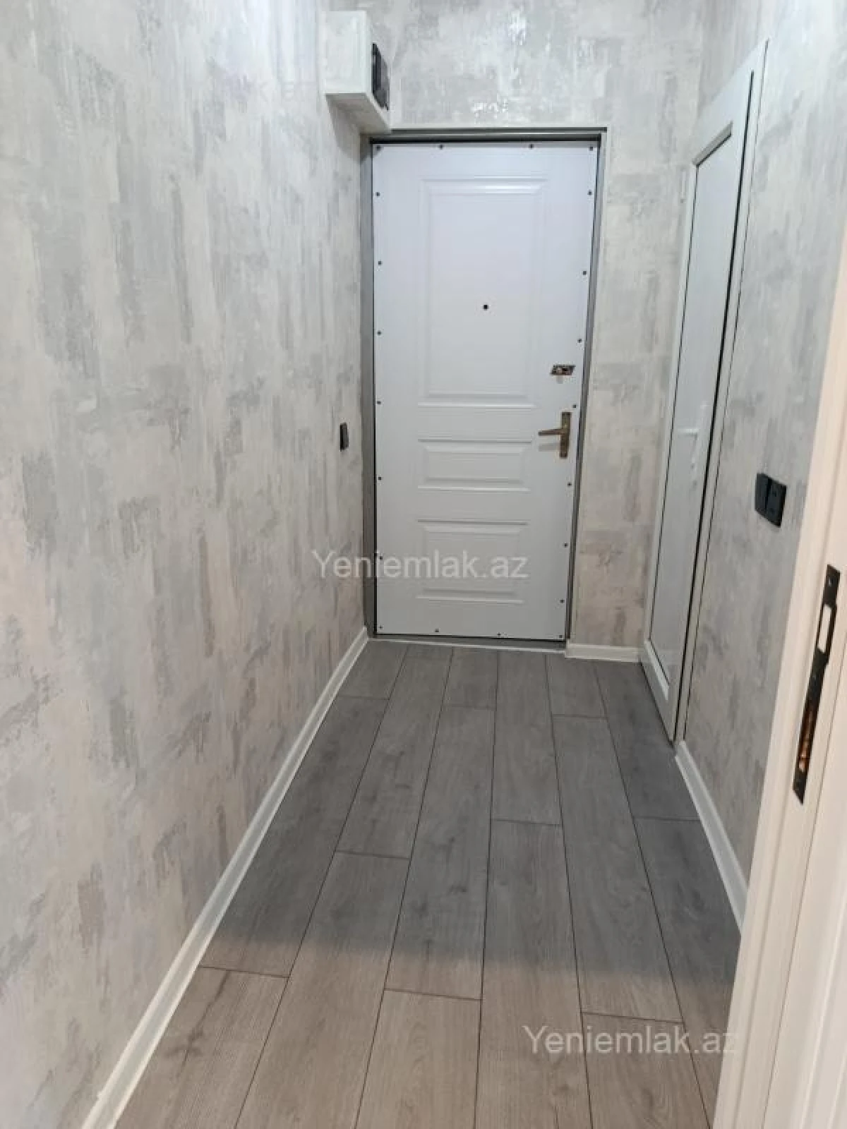 Satılır 3 otaqlı köhnə tikili 60 m²