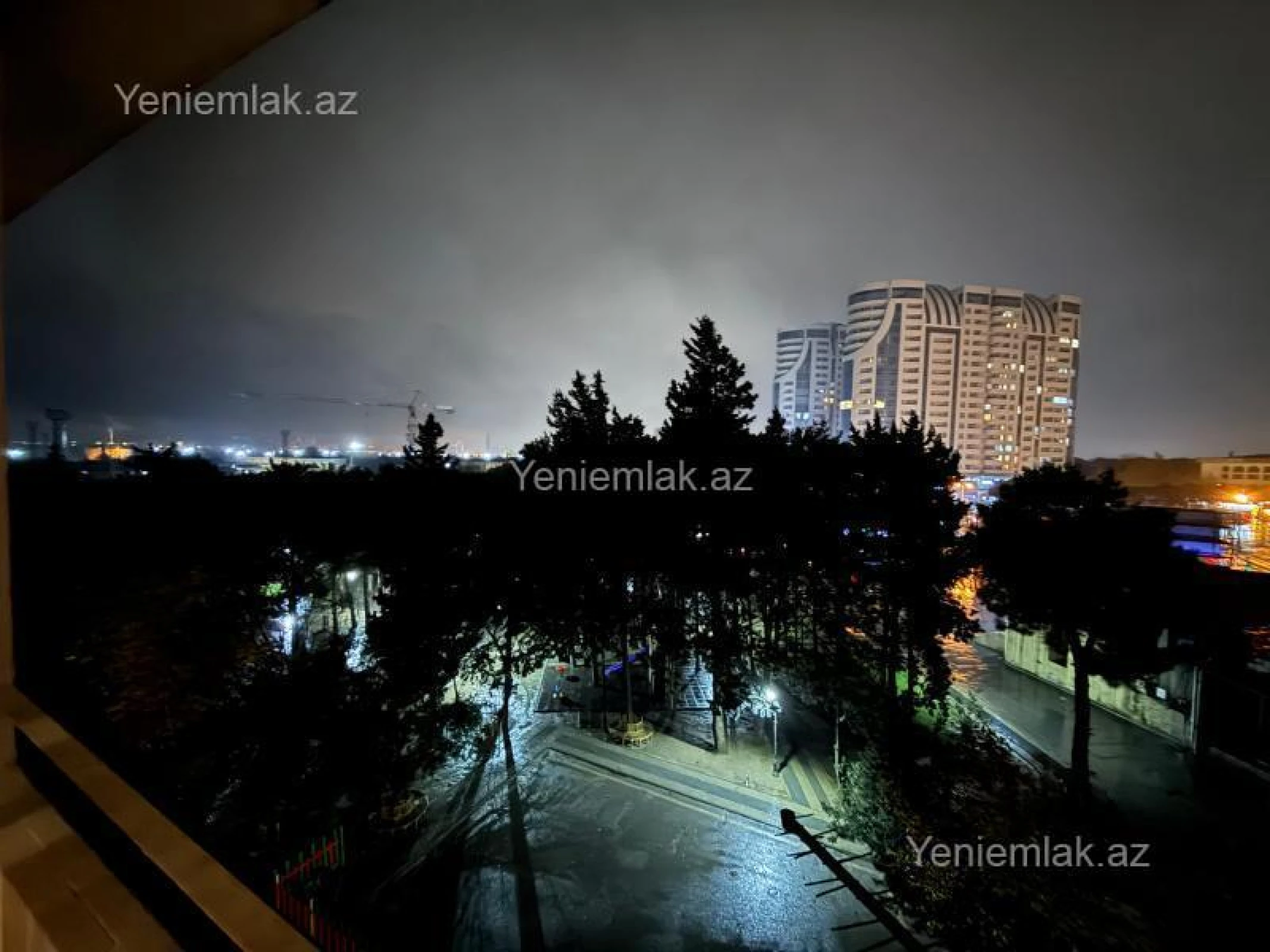 Satılır 3 otaqlı köhnə tikili 90 m²