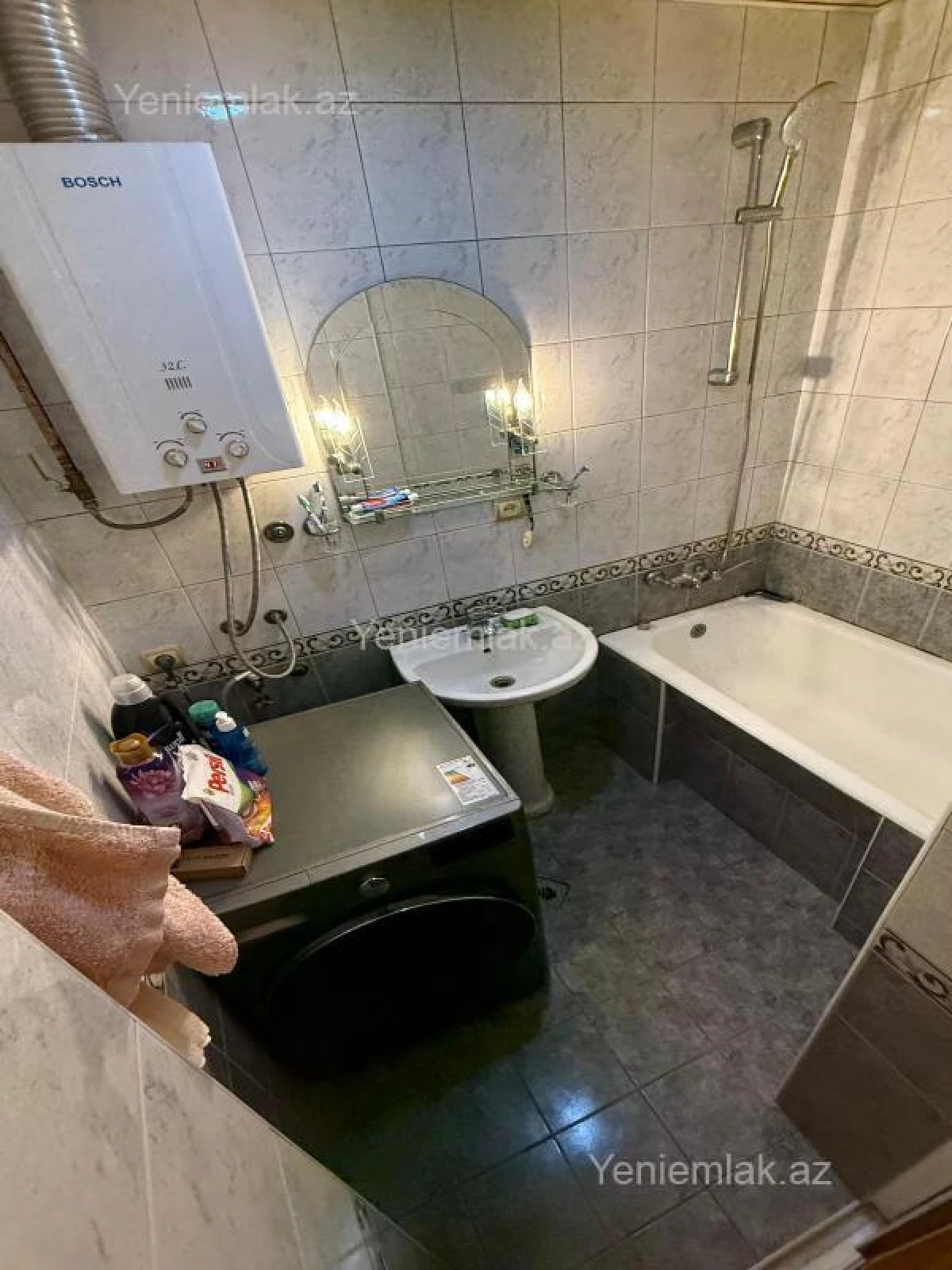 Satılır 3 otaqlı köhnə tikili 90 m²
