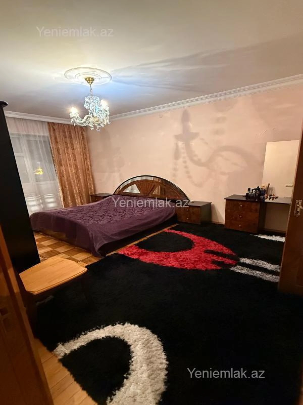 Satılır 3 otaqlı köhnə tikili 90 m²