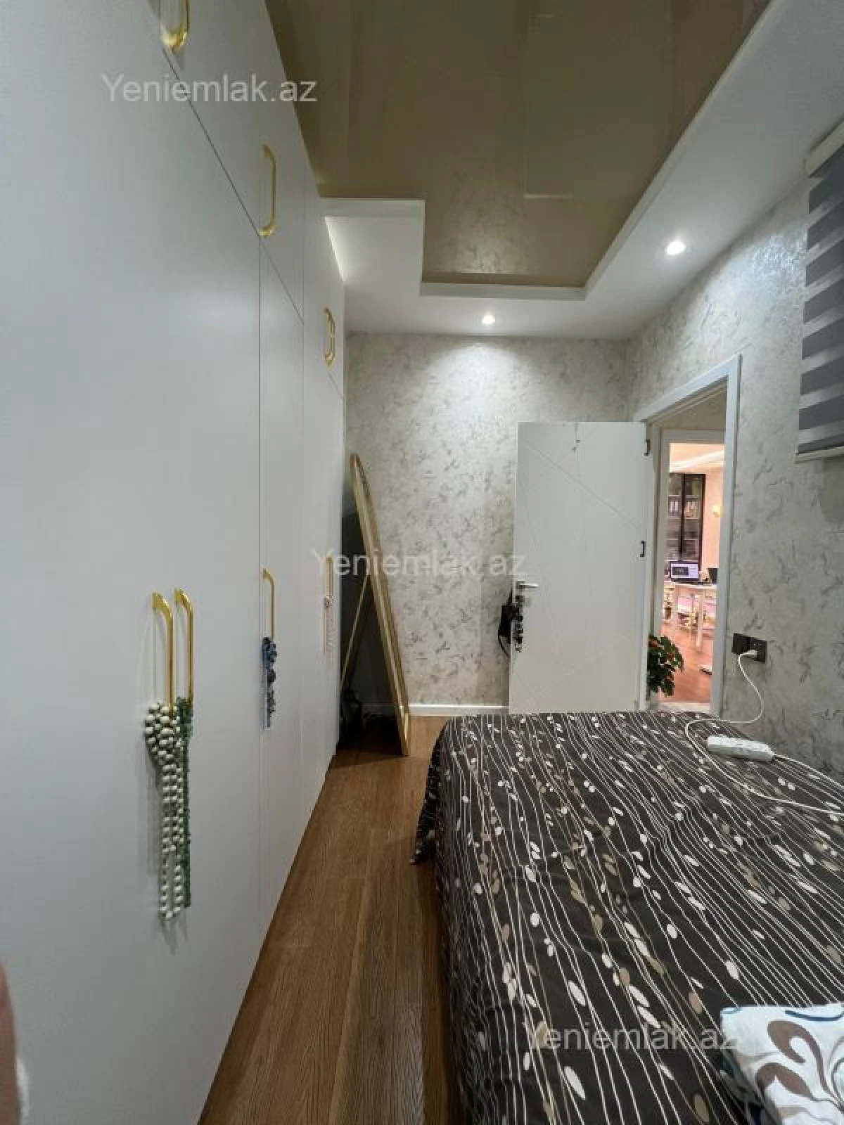 Satılır 2 otaqlı yeni tikili 45 m²