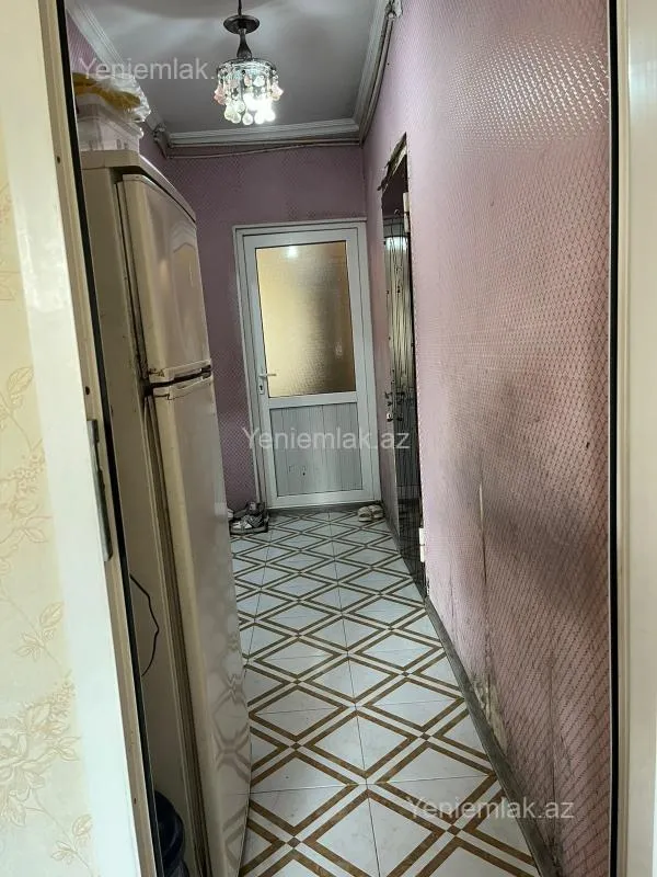 Satılır 2 otaqlı köhnə tikili 45 m²