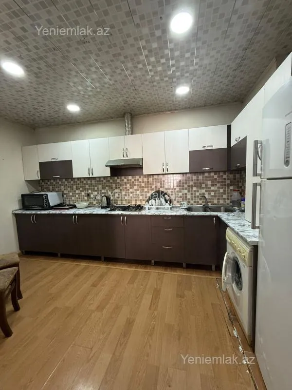Satılır 3 otaqlı yeni tikili 102 m²