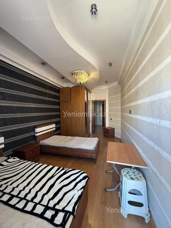 Satılır 3 otaqlı yeni tikili 102 m²