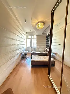 Satılır 3 otaqlı yeni tikili 102 m²