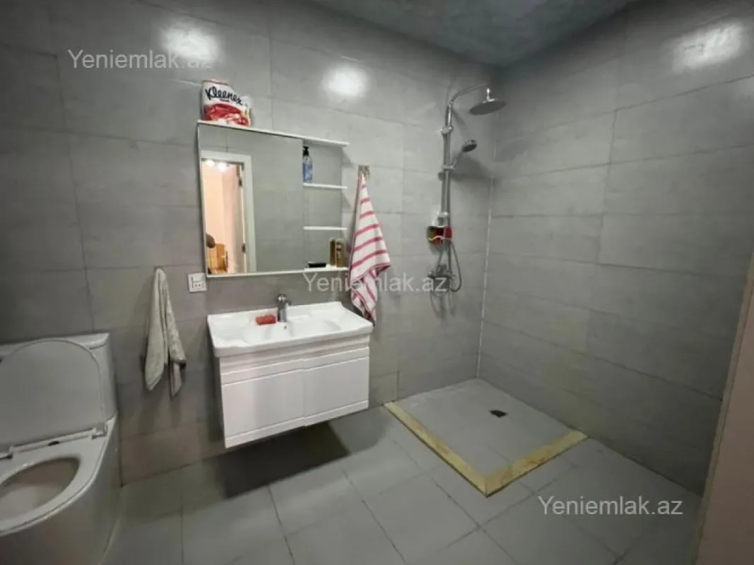 Satılır 2 otaqlı yeni tikili 77 m²