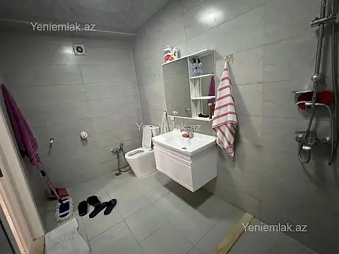 Satılır 2 otaqlı yeni tikili 77 m²