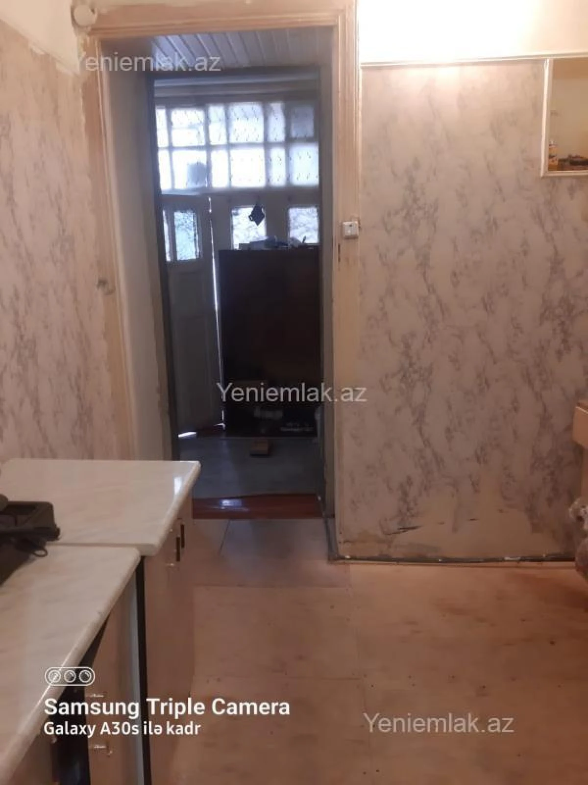 Satılır 2 otaqlı köhnə tikili 50 m²