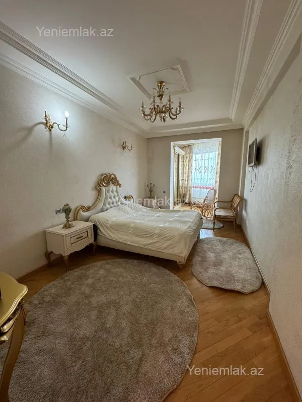 Satılır 4 otaqlı yeni tikili 185 m²