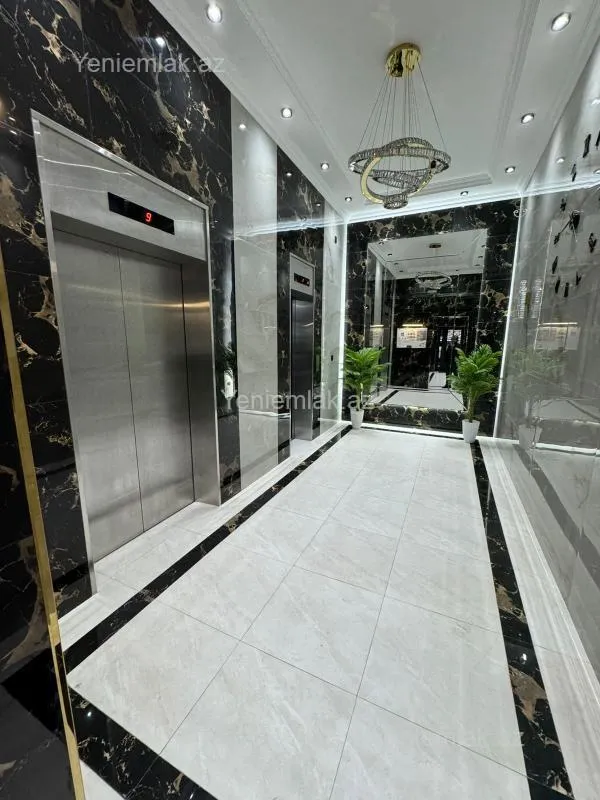 Satılır 4 otaqlı yeni tikili 185 m²