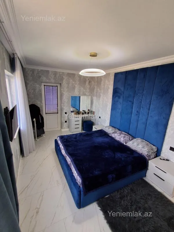 Satılır 3 otaqlı yeni tikili 115 m²