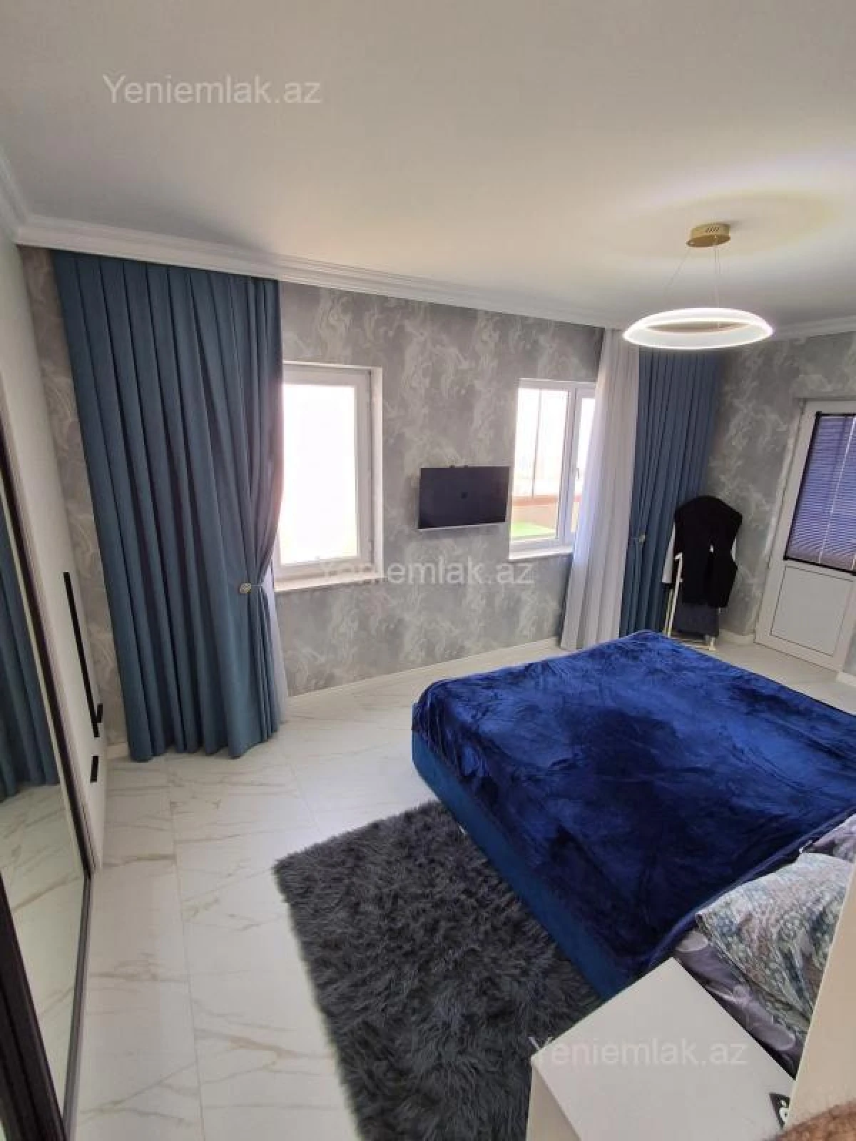 Satılır 3 otaqlı yeni tikili 115 m²