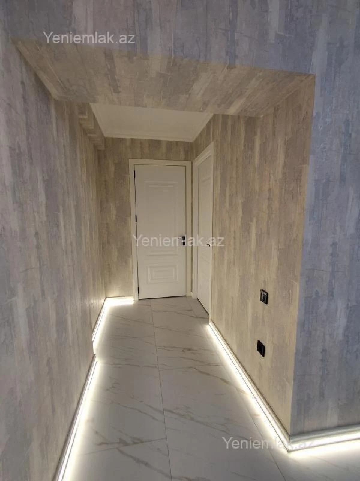 Satılır 3 otaqlı yeni tikili 115 m²