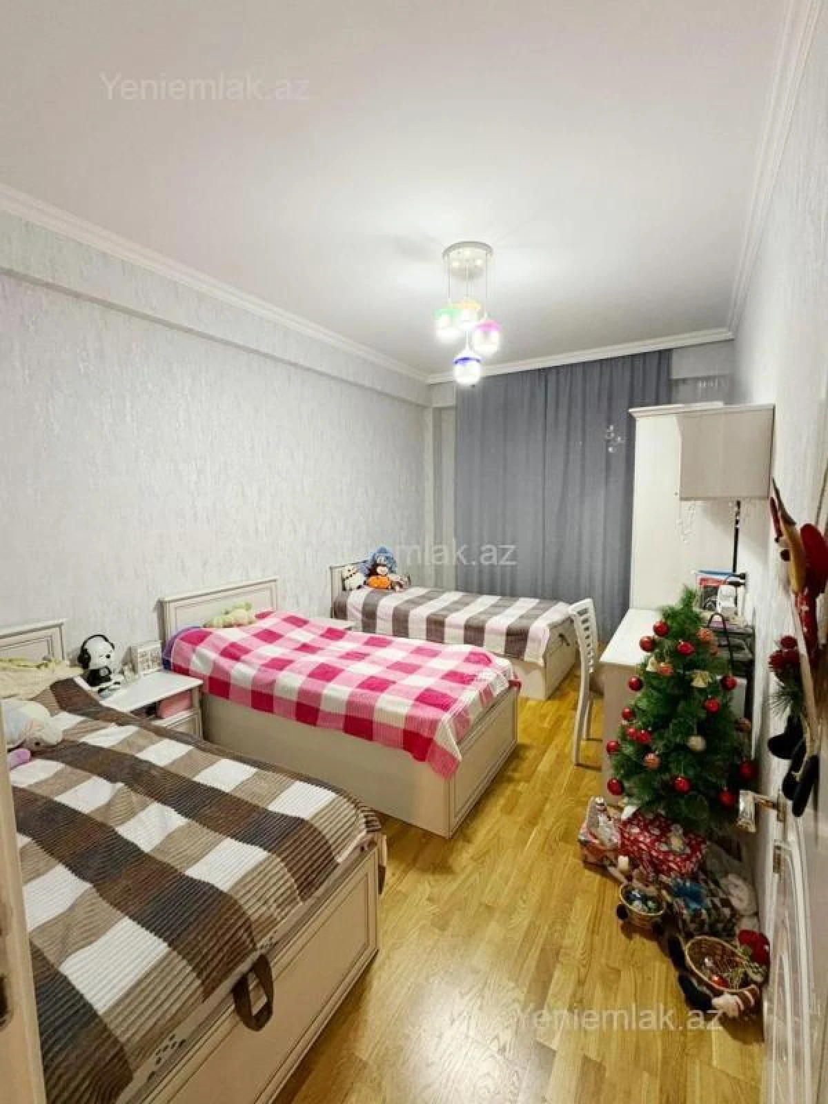 Satılır 3 otaqlı yeni tikili 105 m²