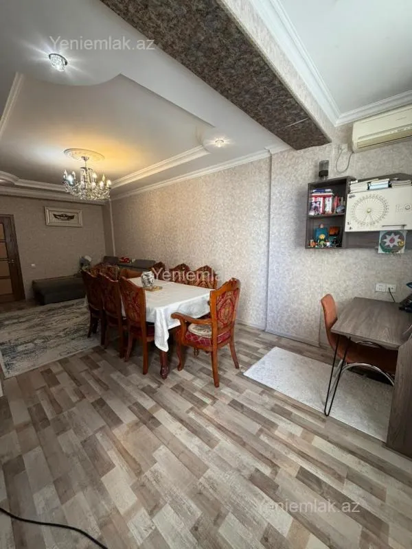 Satılır 2 otaqlı yeni tikili 70 m²
