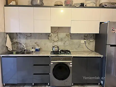 Satılır 3 otaqlı yeni tikili 74 m²