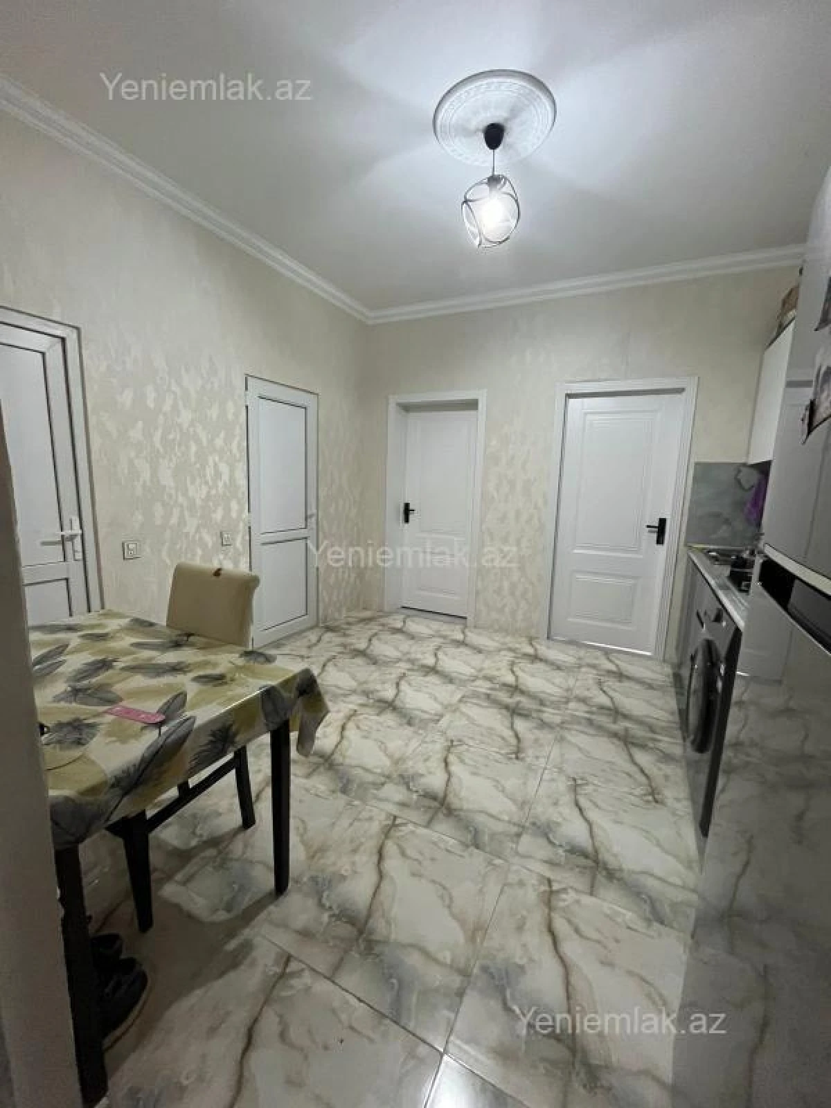 Satılır 3 otaqlı yeni tikili 74 m²