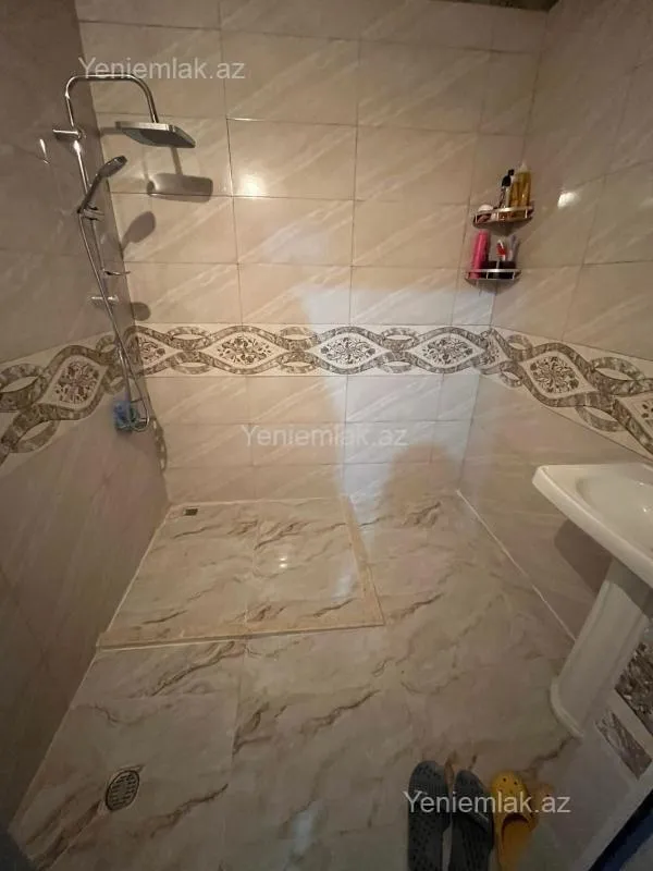 Satılır 3 otaqlı yeni tikili 74 m²