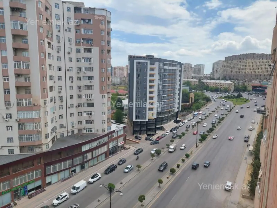 Satılır 3 otaqlı yeni tikili 120 m²