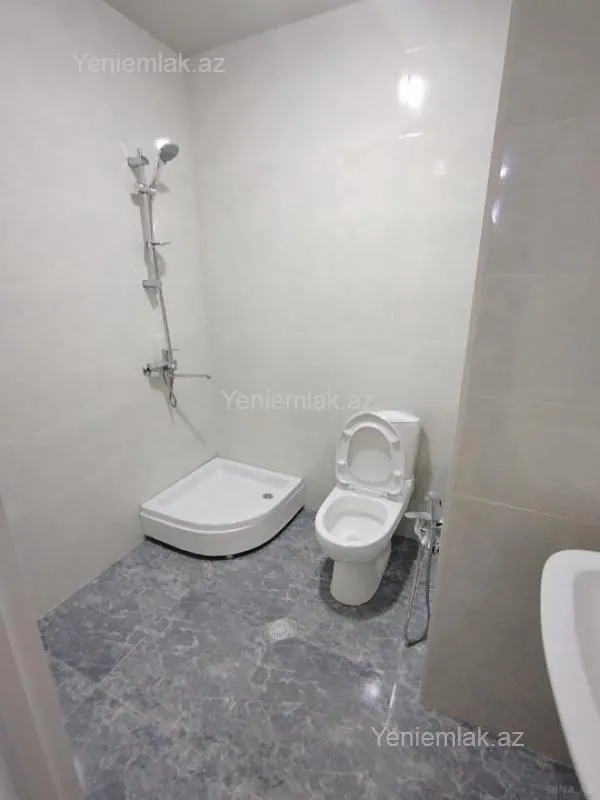 Satılır 4 otaqlı yeni tikili 100 m²