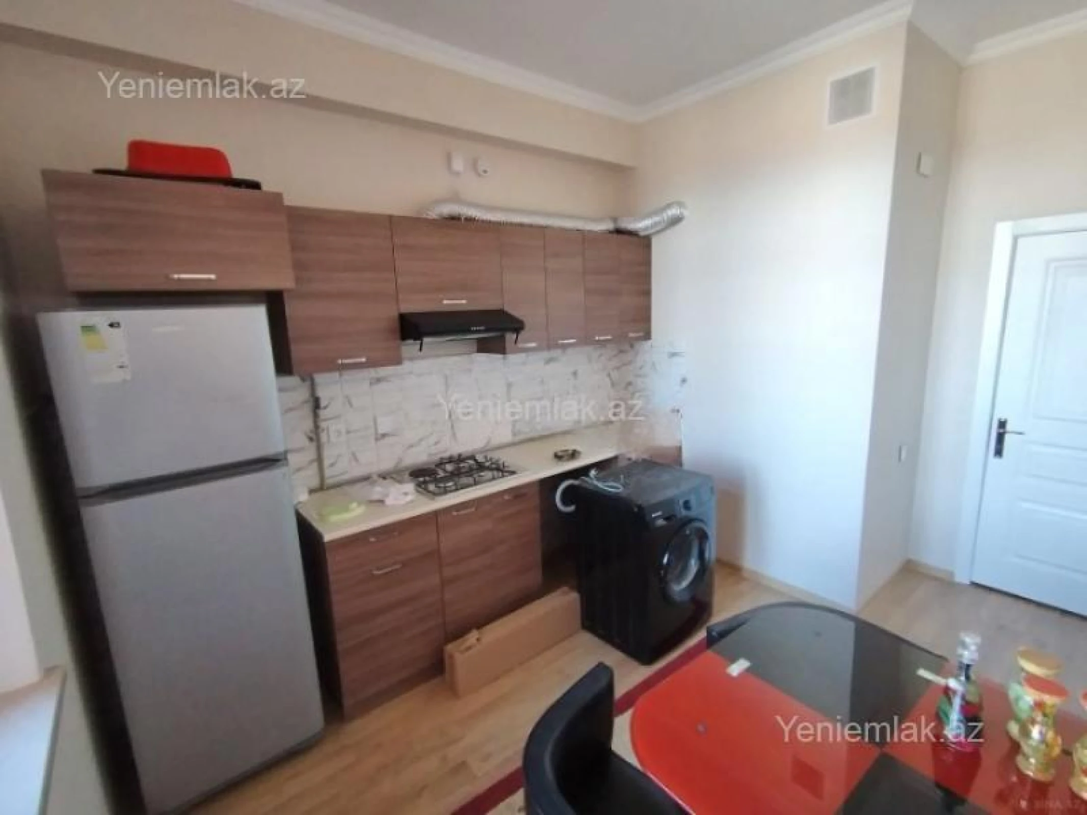 Satılır 4 otaqlı yeni tikili 100 m²