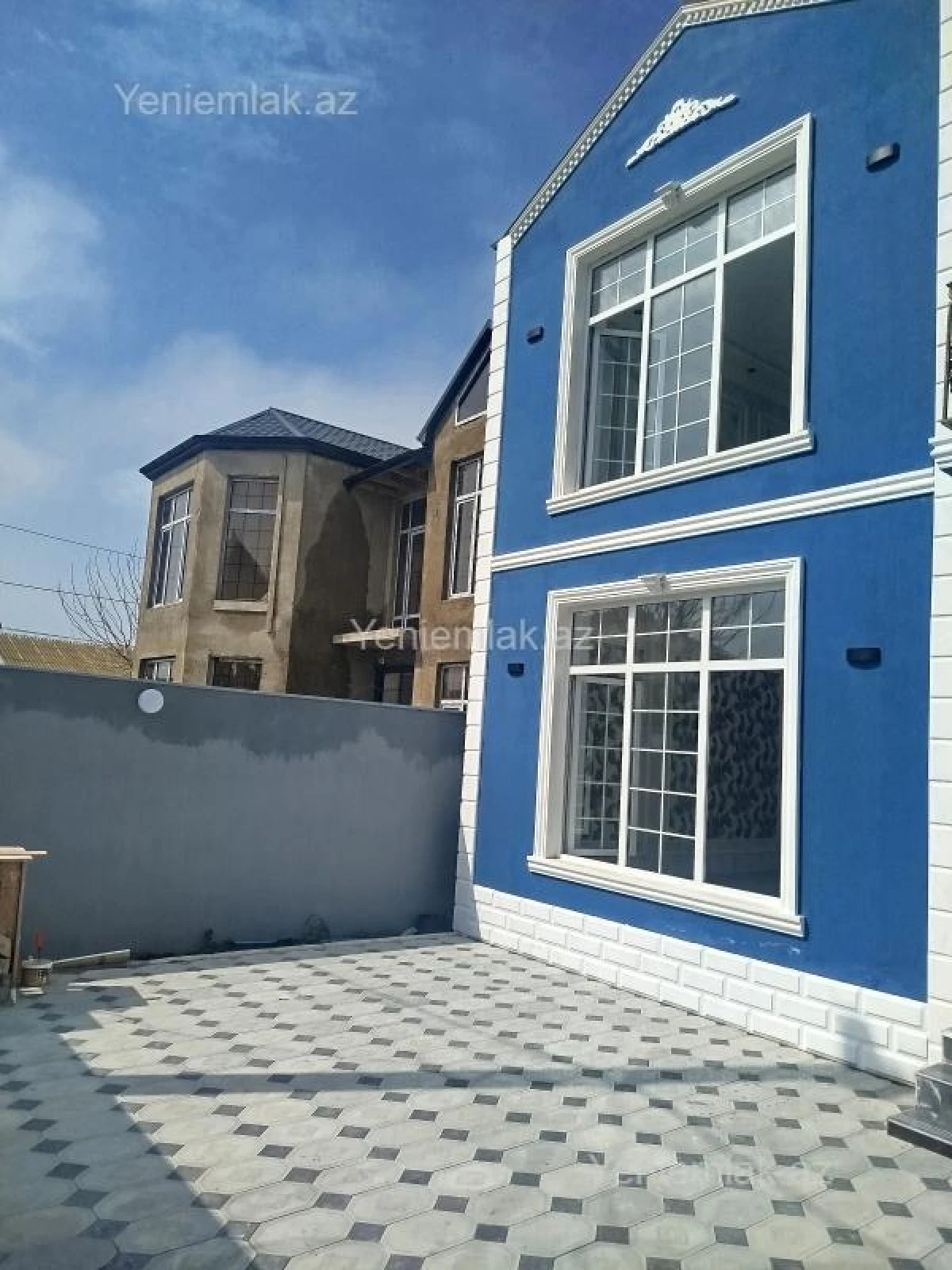 Satılır 5 otaqlı həyət evi 140 m²
