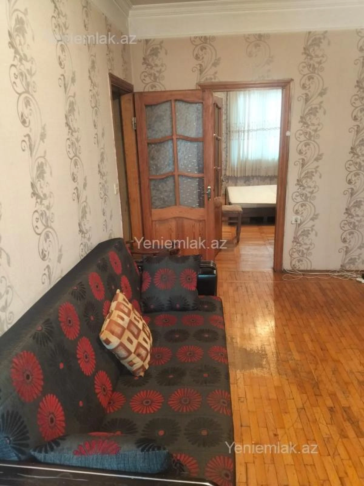 Satılır 2 otaqlı köhnə tikili 44 m²