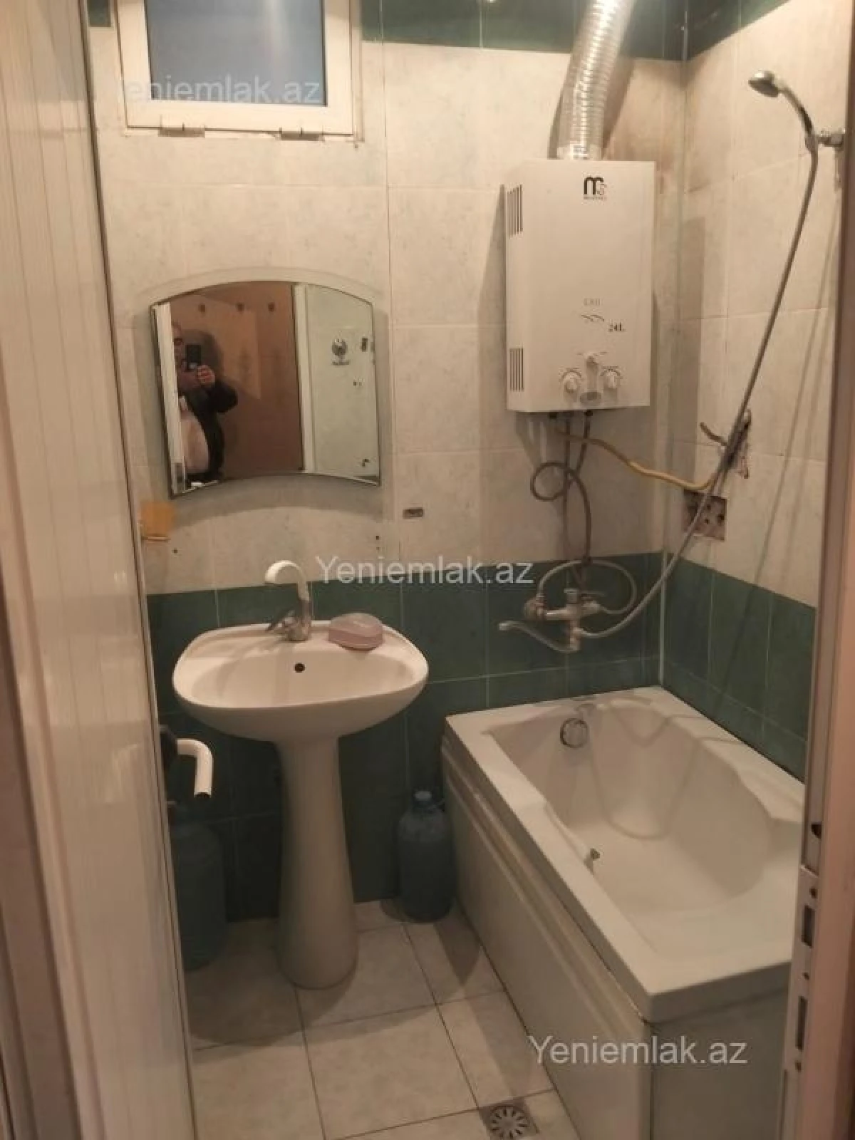 Satılır 2 otaqlı köhnə tikili 44 m²