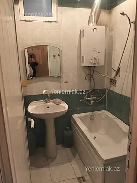 Satılır 2 otaqlı köhnə tikili 44 m²