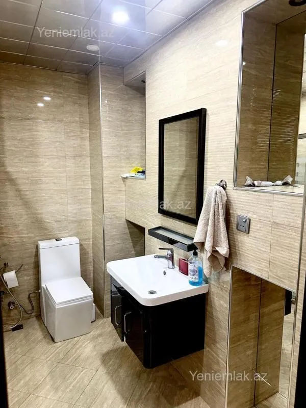 Satılır 3 otaqlı yeni tikili 170 m²