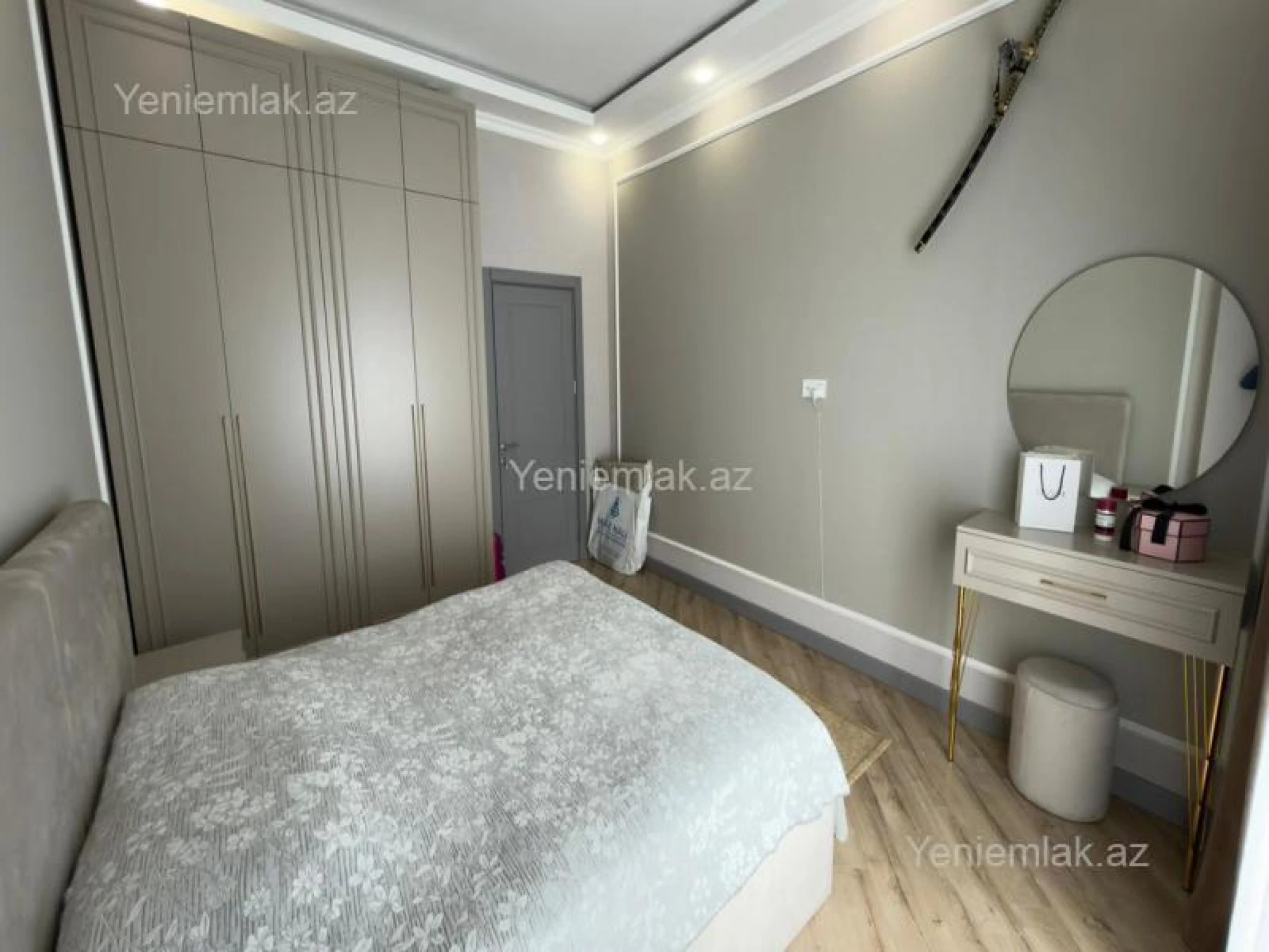 Satılır 2 otaqlı yeni tikili 89 m²