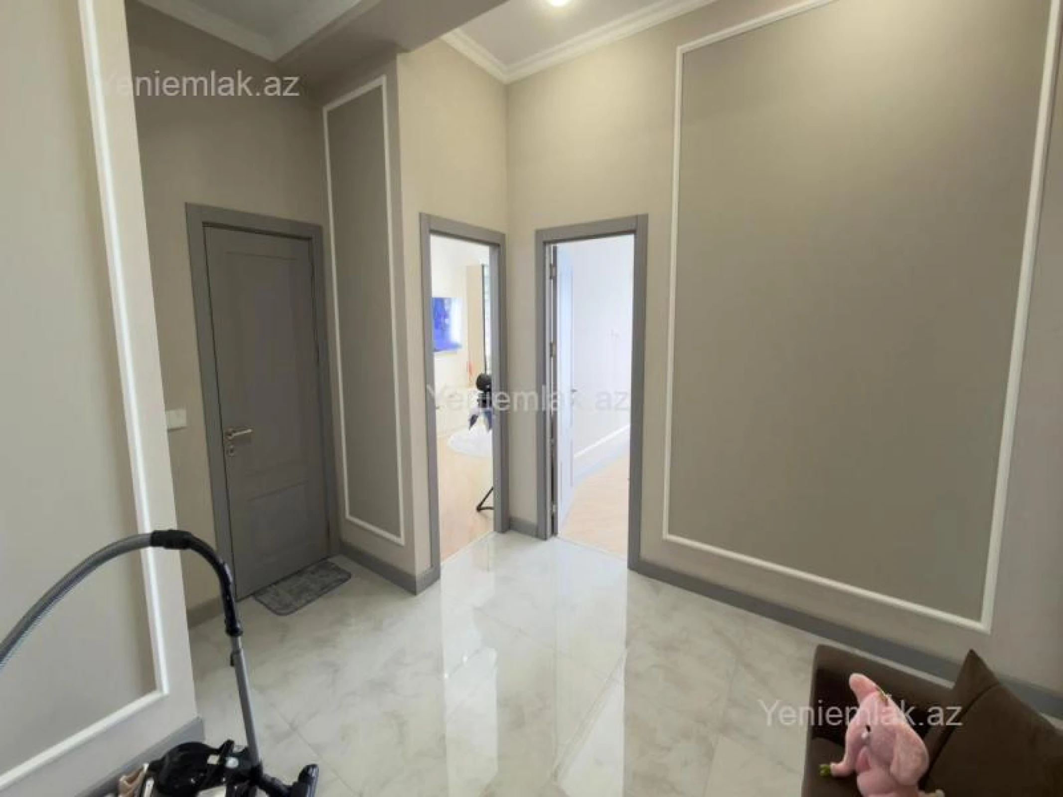 Satılır 2 otaqlı yeni tikili 89 m²