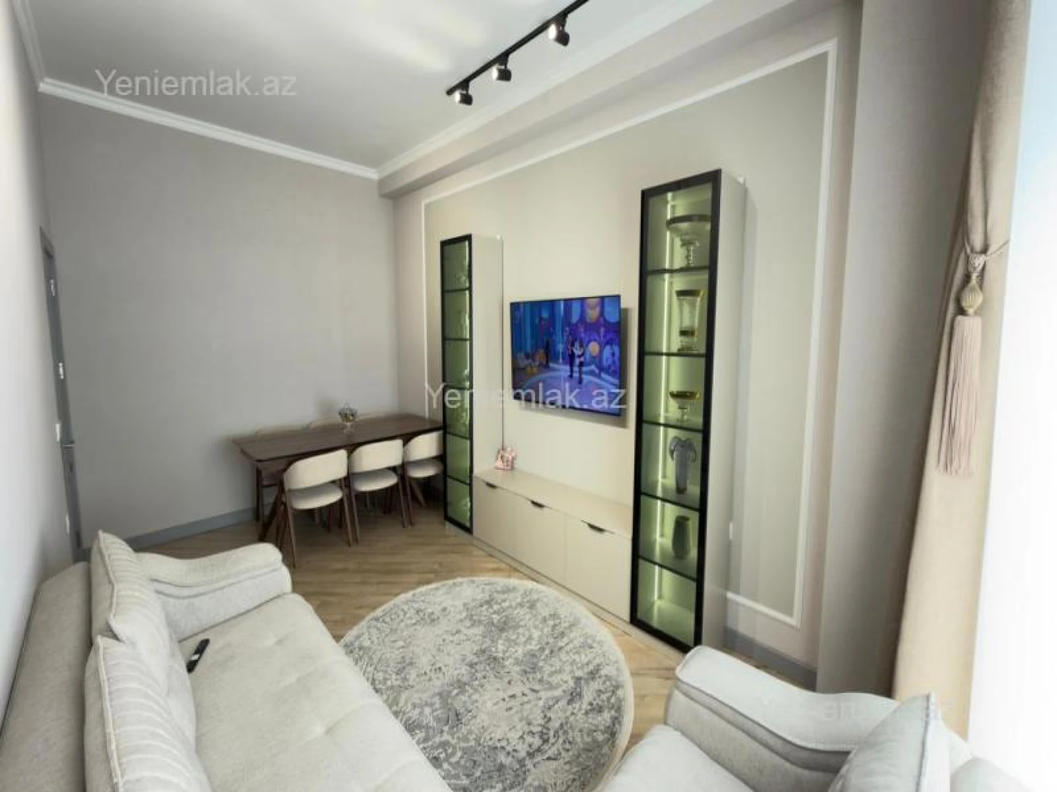 Satılır 2 otaqlı yeni tikili 89 m²