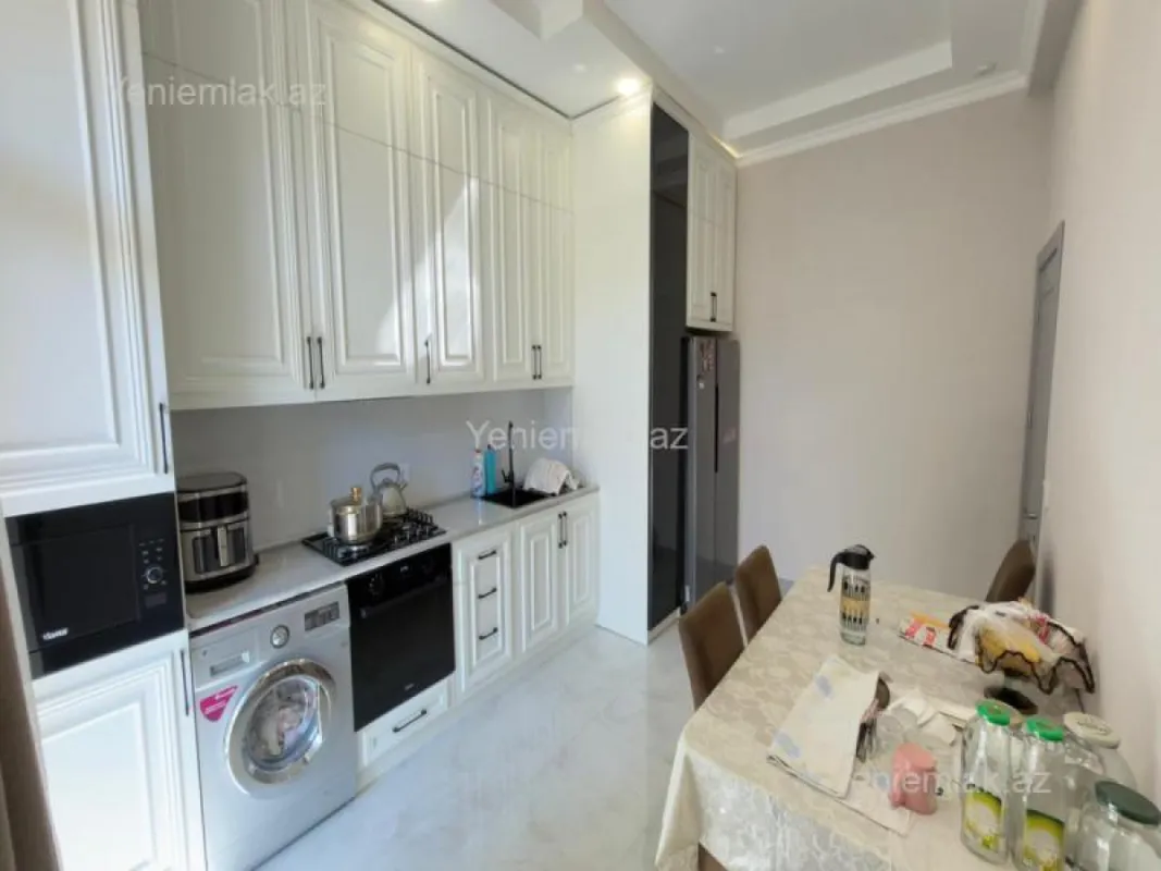 Satılır 2 otaqlı yeni tikili 89 m²