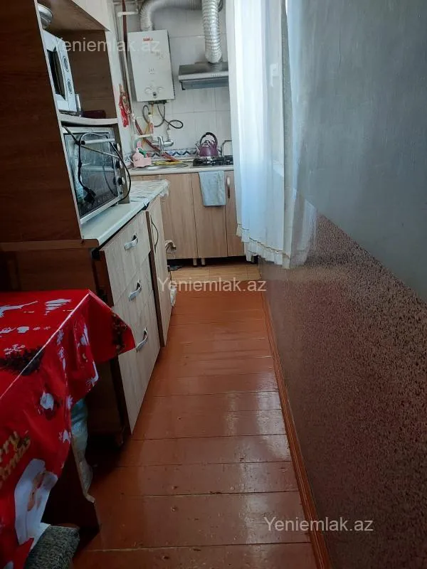 Satılır 3 otaqlı köhnə tikili 65 m²