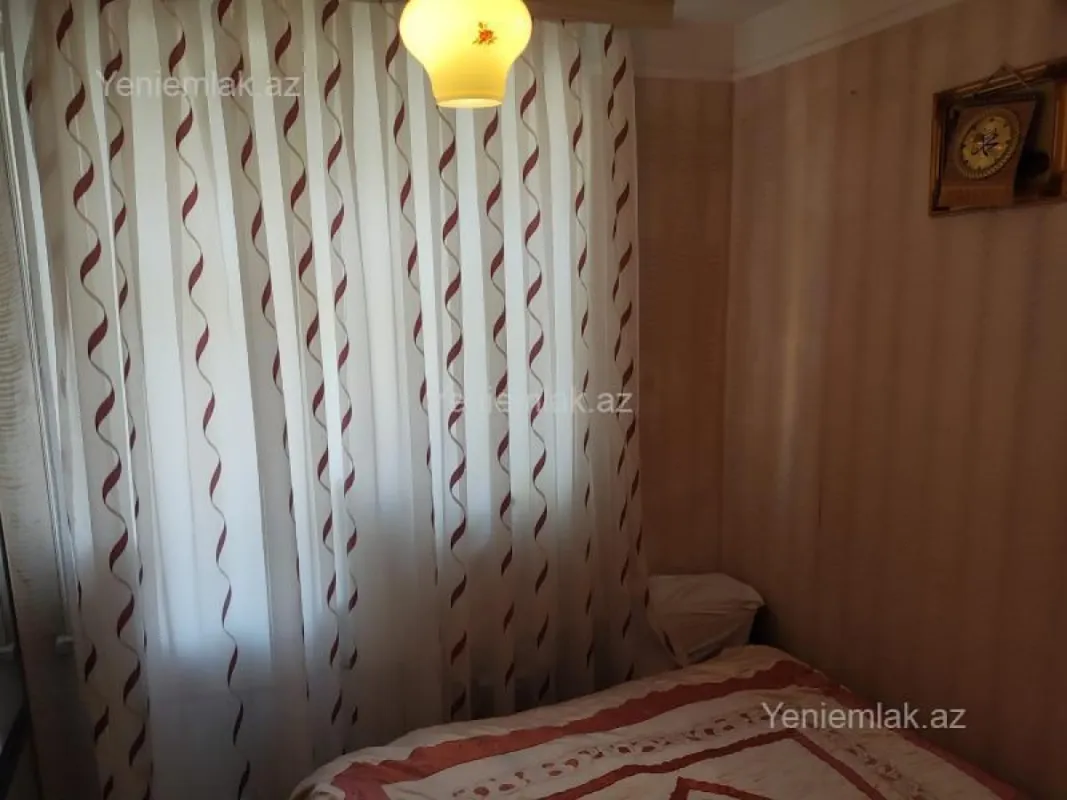 Satılır 3 otaqlı köhnə tikili 65 m²