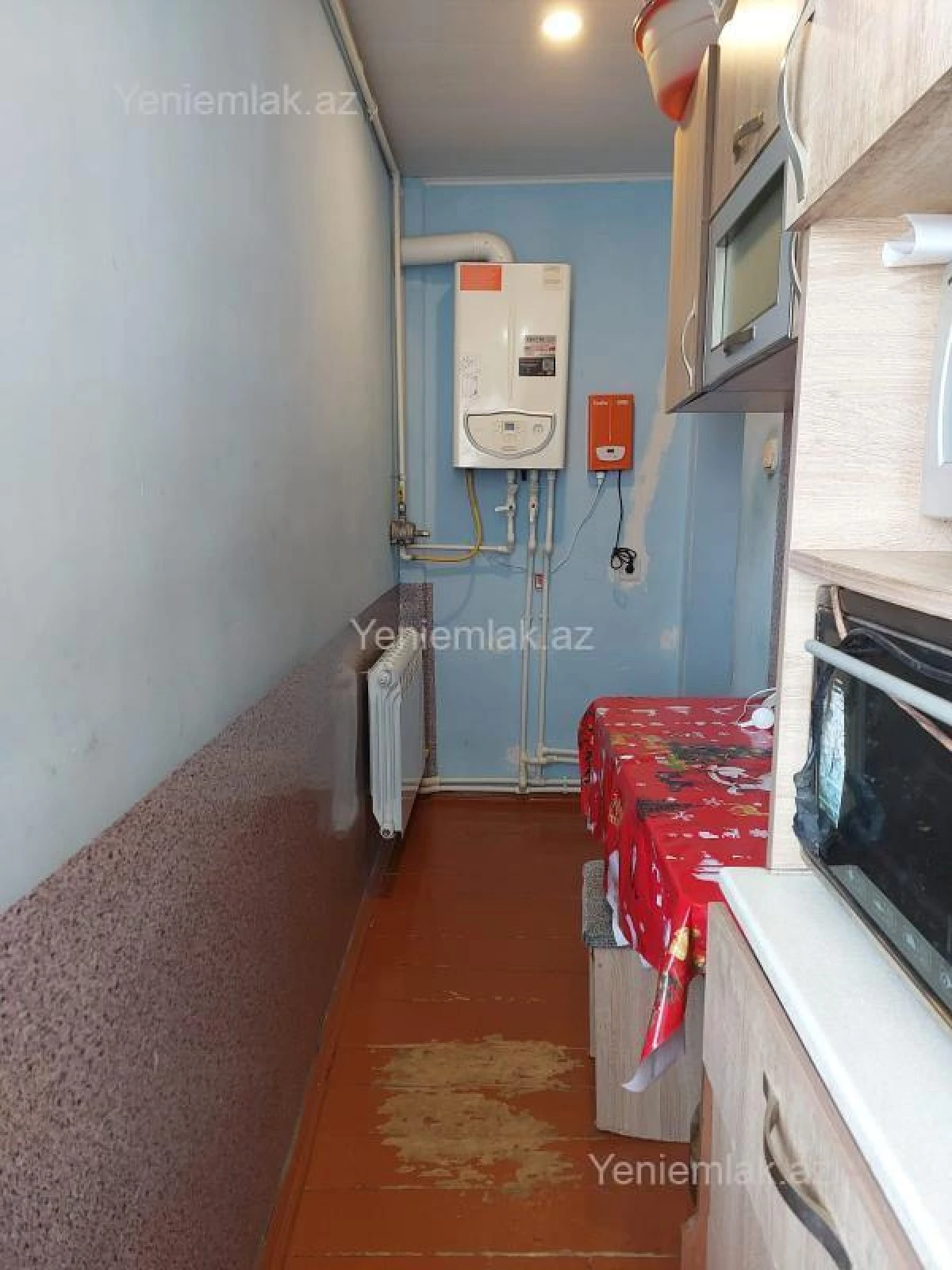 Satılır 3 otaqlı köhnə tikili 65 m²