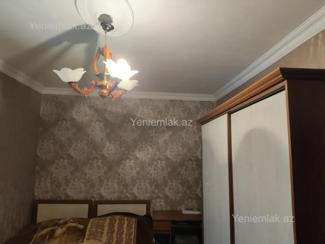 Satılır 3 otaqlı köhnə tikili 65 m²