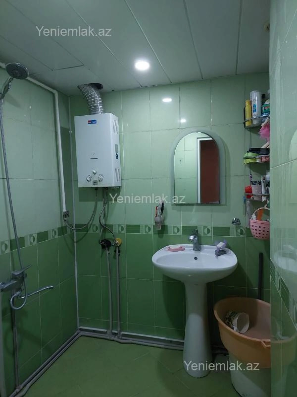 Satılır 3 otaqlı köhnə tikili 65 m²