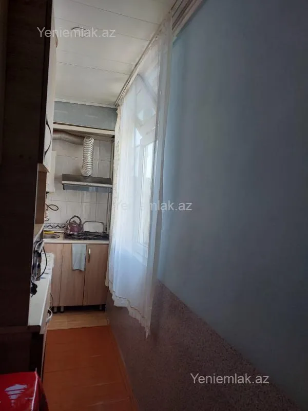 Satılır 3 otaqlı köhnə tikili 65 m²