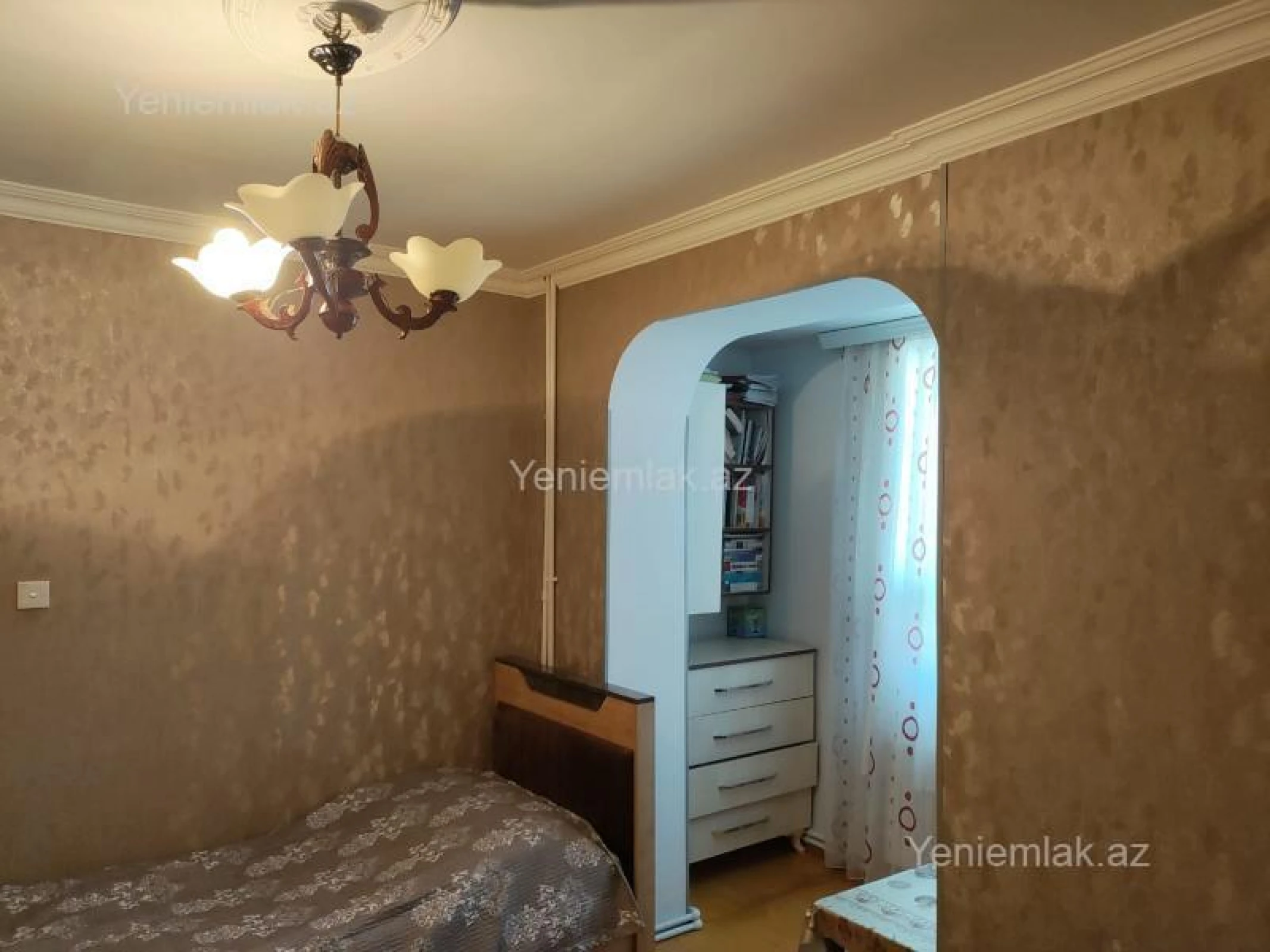 Satılır 3 otaqlı köhnə tikili 65 m²