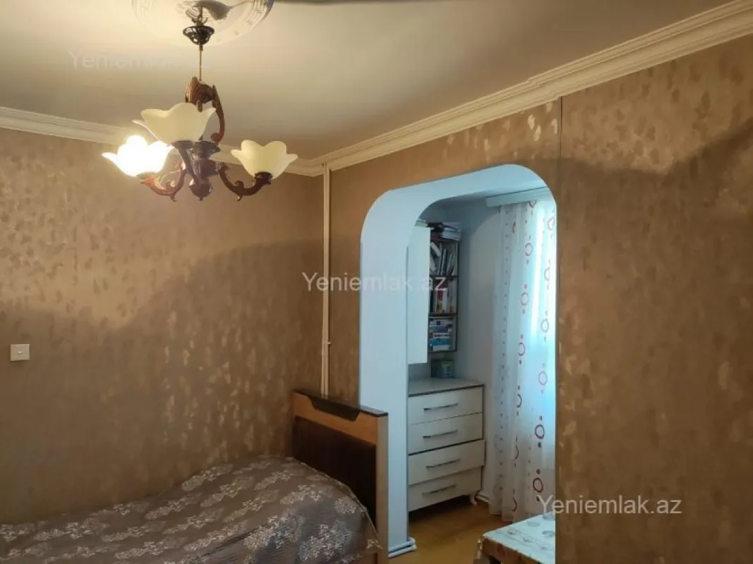 Satılır 3 otaqlı köhnə tikili 65 m²