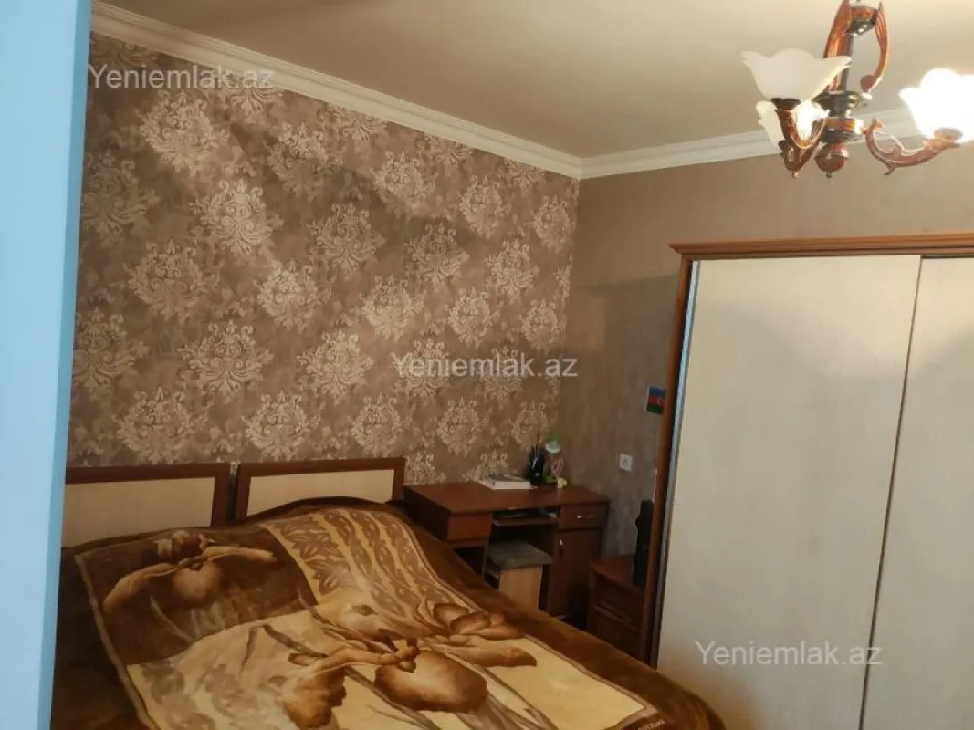 Satılır 3 otaqlı köhnə tikili 65 m²